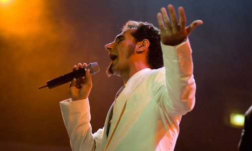 Serj Tankian in Italia: conto alla rovescia per le 3 date italiane con l'orchestra filarmonica italiana. A Firenze, Padova e Roma